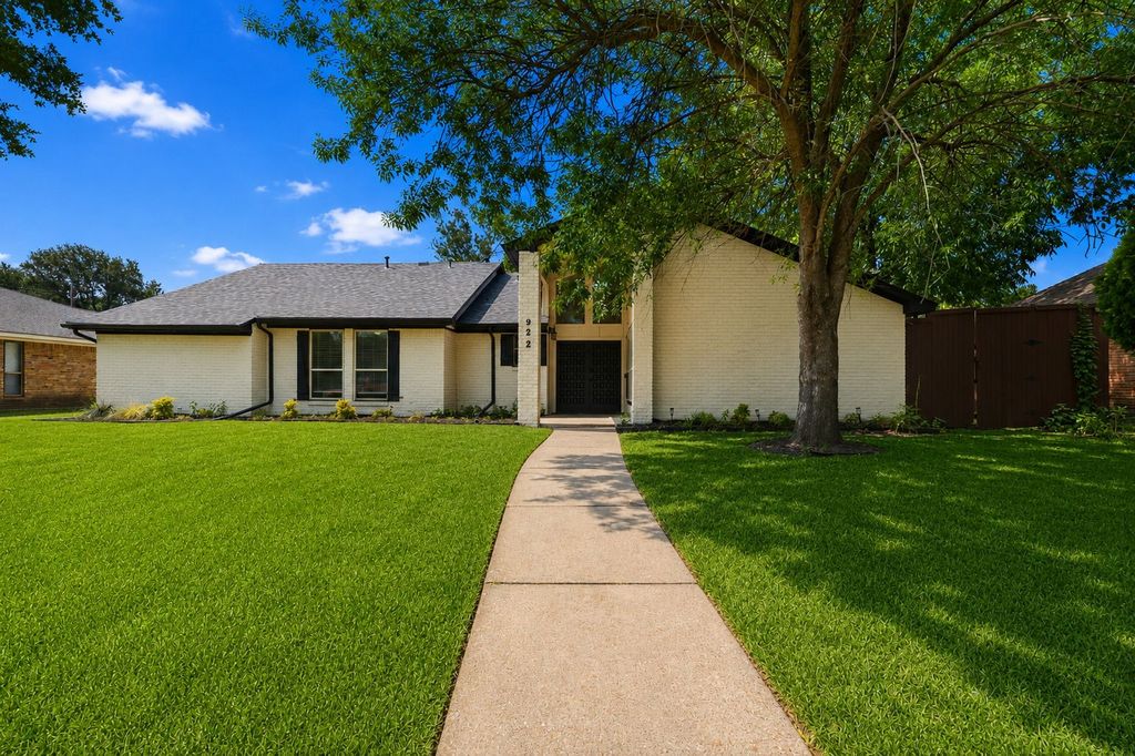 922 Thoreau Lane, Allen, TX 75002