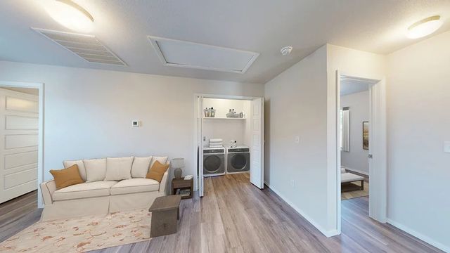 1101 Colossal Avenue, Lowell, AR 72745