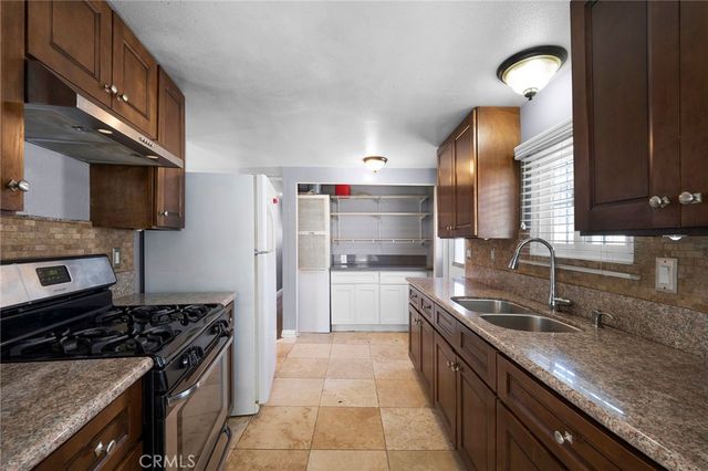 21681 Pepper, Perris, CA 92570