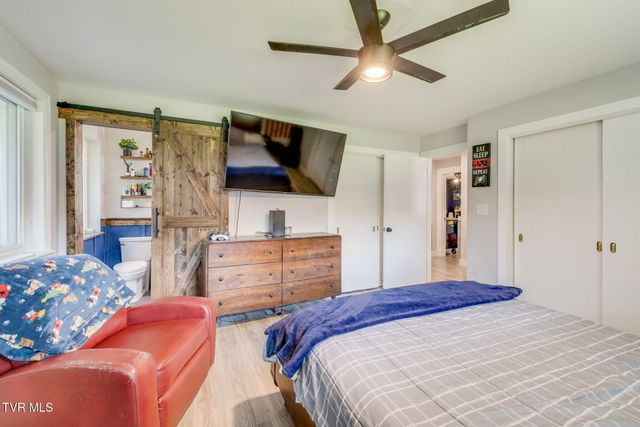 428 High Ridge Road, Kingsport, TN 37660