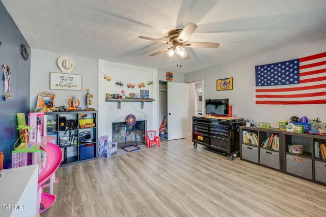 428 High Ridge Road, Kingsport, TN 37660