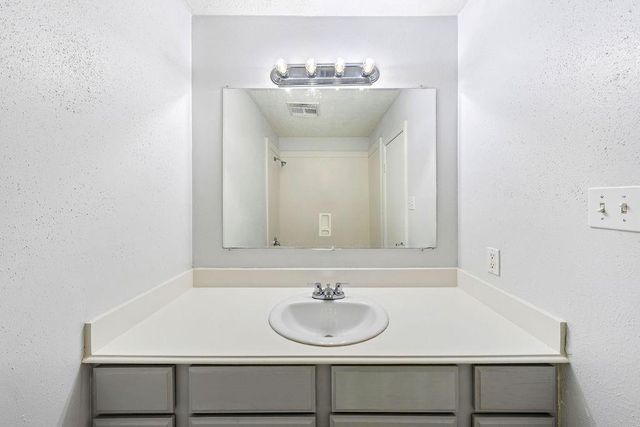 3223 S Santana Drive, Porter, TX 77365