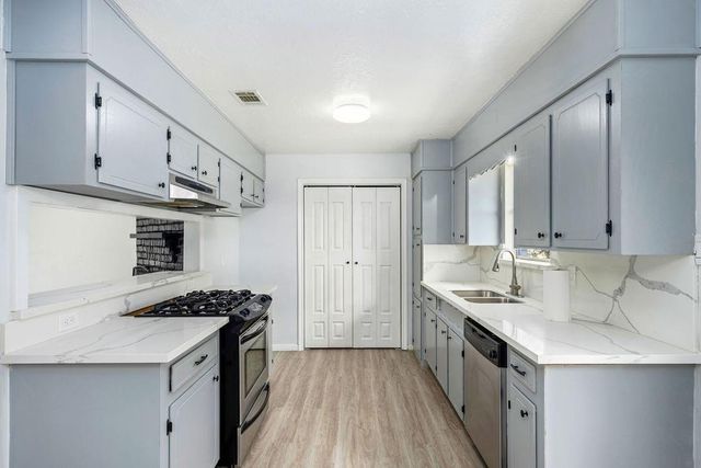 3223 S Santana Drive, Porter, TX 77365