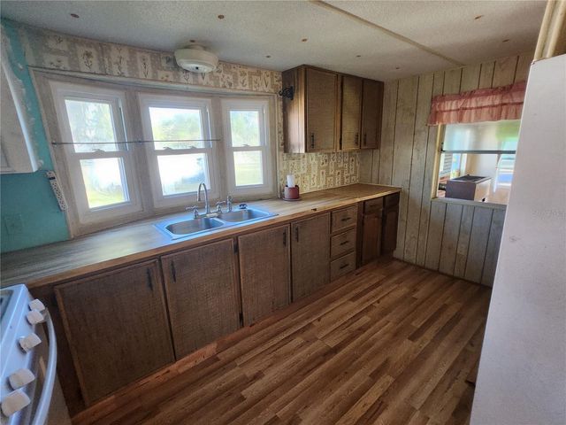 17174 NE 37TH COURT, Citra, FL 32113