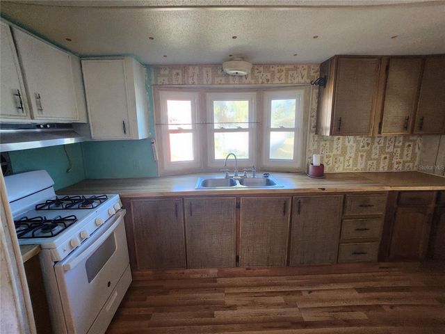 17174 NE 37TH COURT, Citra, FL 32113