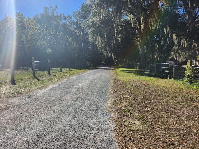 17174 NE 37TH COURT, Citra, FL 32113