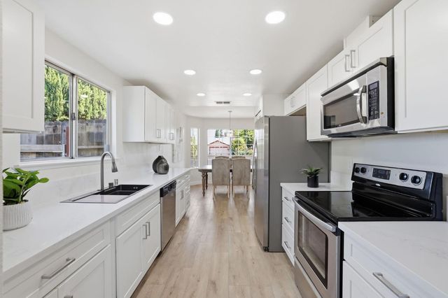 4812 Clarity Court, Sacramento, CA 95842