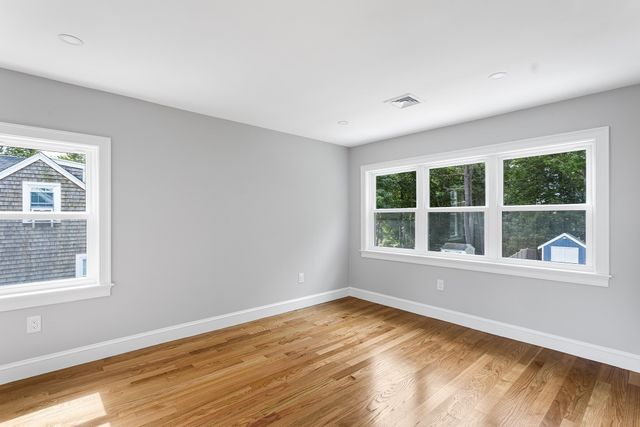101 High St, Norwell, MA 02061