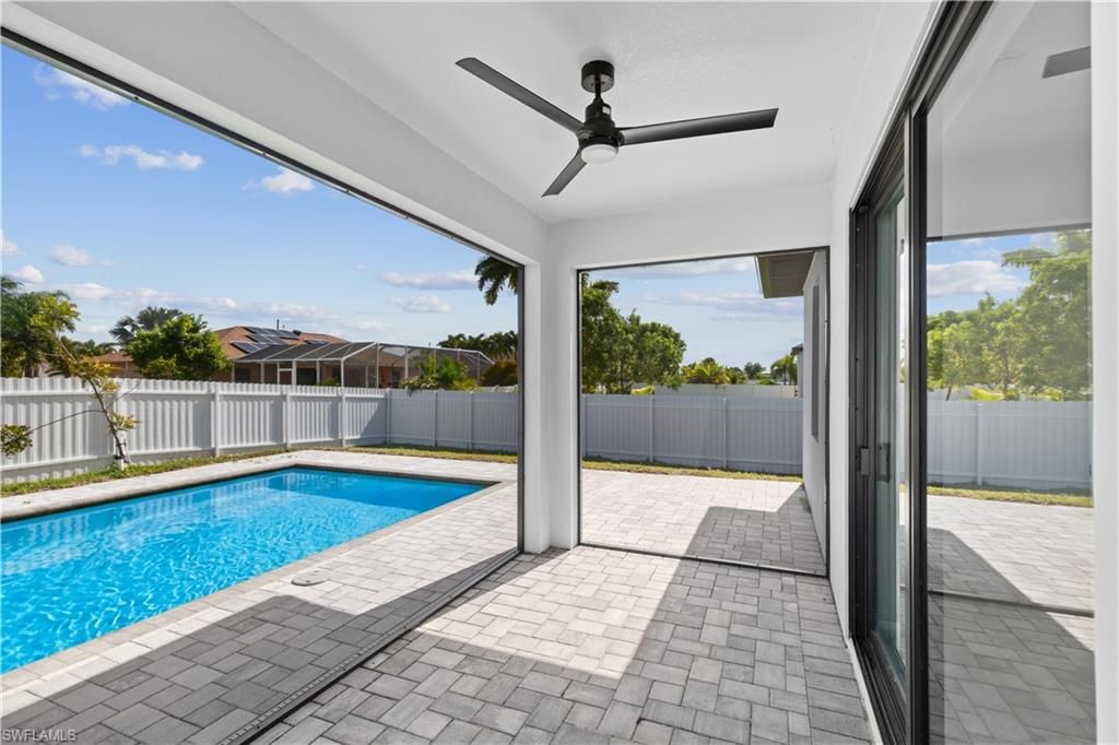 Image 29 of property listing at 3921 NW 40th LN, Cape Coral, FL 33993
