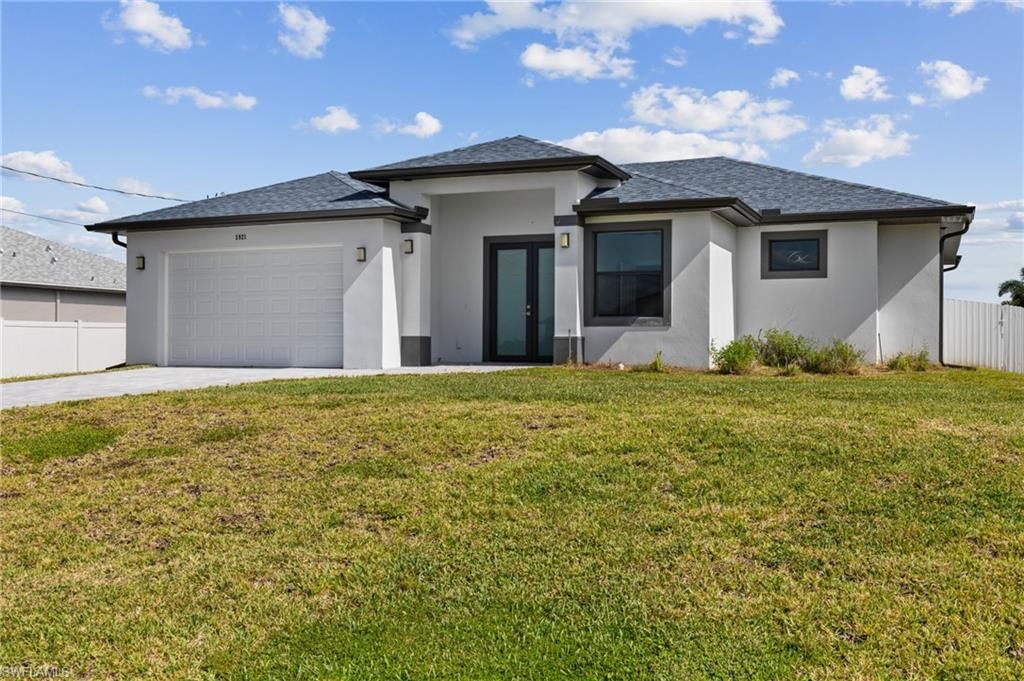 Image 34 of property listing at 3921 NW 40th LN, Cape Coral, FL 33993