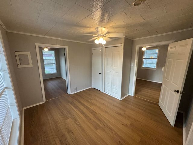 713 Royal St., Columbia, MS 39429