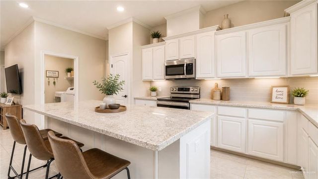 1900 Ozark Avenue, Mcallen, TX 78504