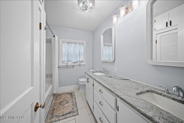 705 Chestnut Street, Summit, MS 39666