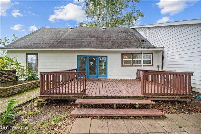 705 Chestnut Street, Summit, MS 39666