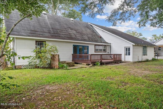 705 Chestnut Street, Summit, MS 39666