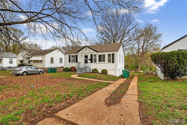 7805 Utica Drive, St Louis, MO 63133