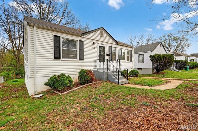 7805 Utica Drive, St Louis, MO 63133