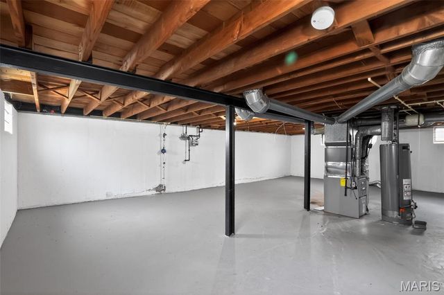 7805 Utica Drive, St Louis, MO 63133