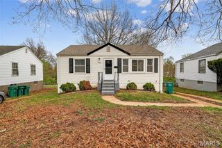 7805 Utica Drive, St Louis, MO 63133