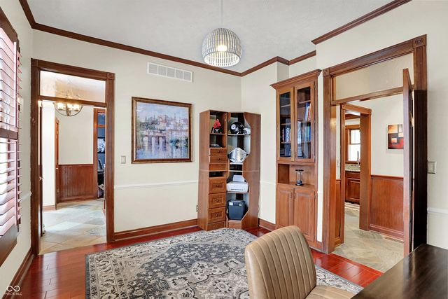 8426 Carefree Circle, Indianapolis, IN 46236