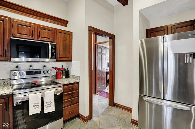 8426 Carefree Circle, Indianapolis, IN 46236