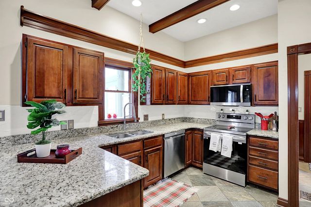 8426 Carefree Circle, Indianapolis, IN 46236