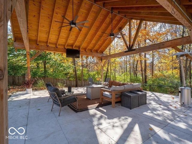 8426 Carefree Circle, Indianapolis, IN 46236