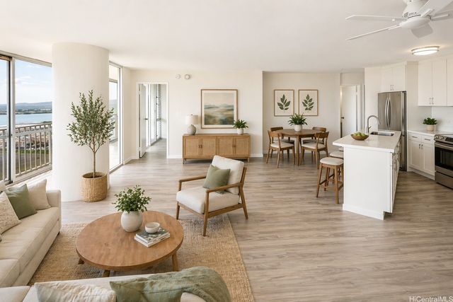 98-099 Uao Place 2004, Aiea, HI 96701