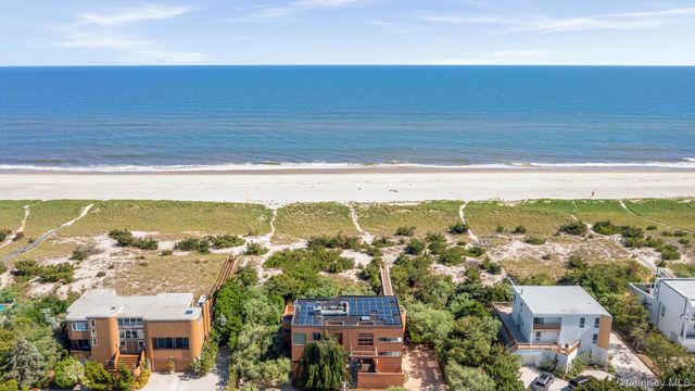 559 Dune Road, Westhampton, NY 11978