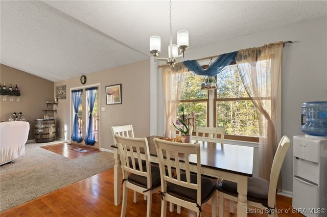 9404 Hunters Ridge Drive, Georgetown, IN 47122