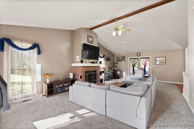 9404 Hunters Ridge Drive, Georgetown, IN 47122