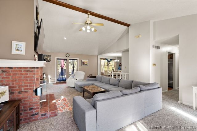 9404 Hunters Ridge Drive, Georgetown, IN 47122