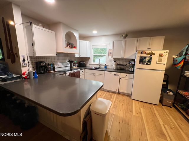 129 Melody Lane, Toledo, OH 43615