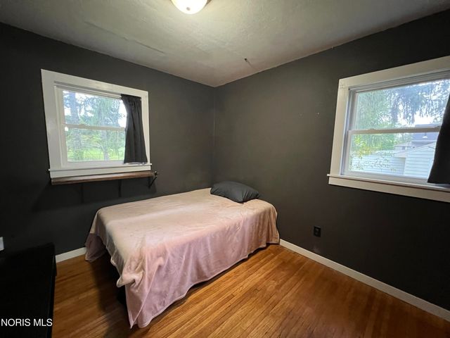129 Melody Lane, Toledo, OH 43615