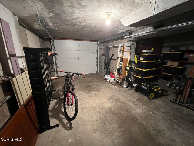 129 Melody Lane, Toledo, OH 43615