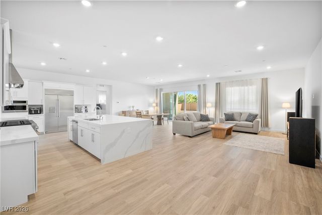 6162 Twilight Falls Court, Las Vegas, NV 89130