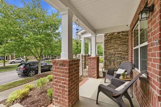 1421 Riverbrook Dr, Hermitage, TN 37076