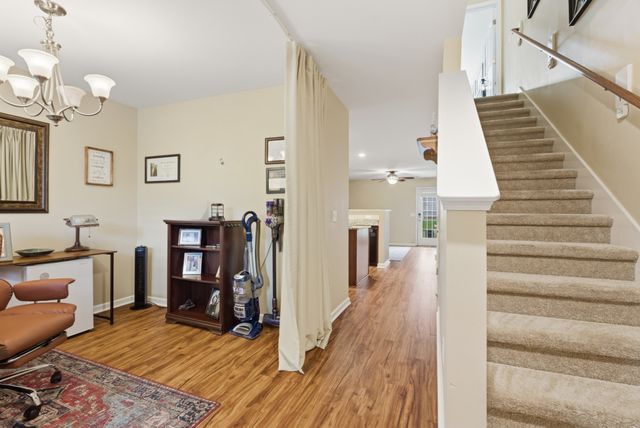 1421 Riverbrook Dr, Hermitage, TN 37076