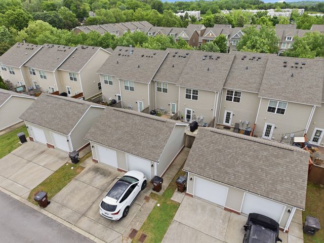 1421 Riverbrook Dr, Hermitage, TN 37076