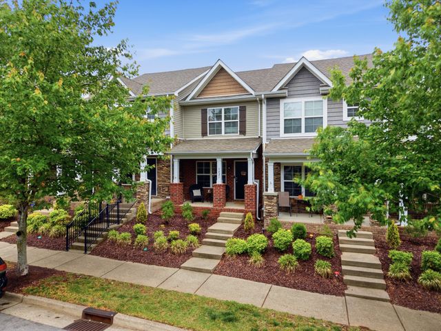 1421 Riverbrook Dr, Hermitage, TN 37076