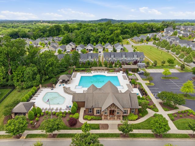 1421 Riverbrook Dr, Hermitage, TN 37076