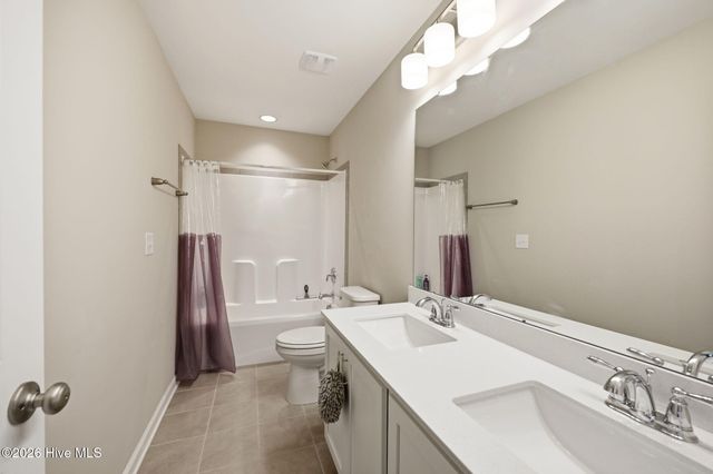 966 Appaloosa Trail, Grimesland, NC 27837