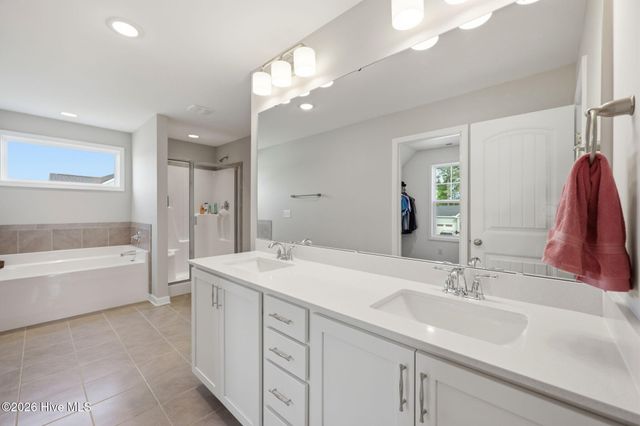 966 Appaloosa Trail, Grimesland, NC 27837