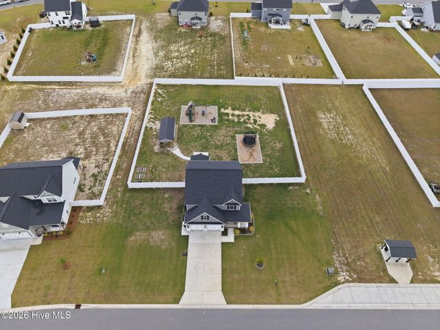 966 Appaloosa Trail, Grimesland, NC 27837