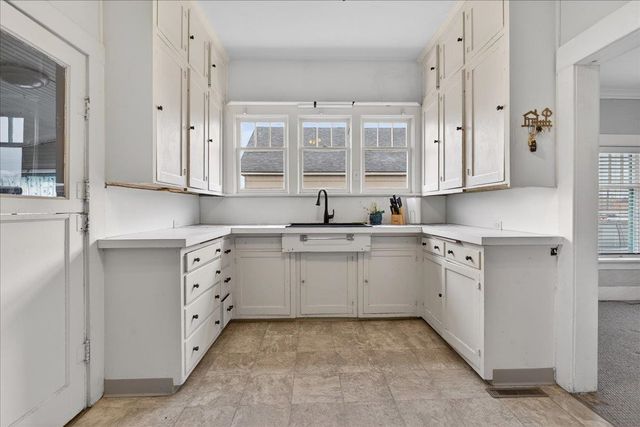 2927 E Wabash Ave, Spokane, WA 99207