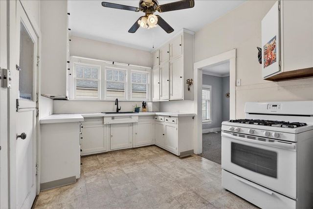 2927 E Wabash Ave, Spokane, WA 99207