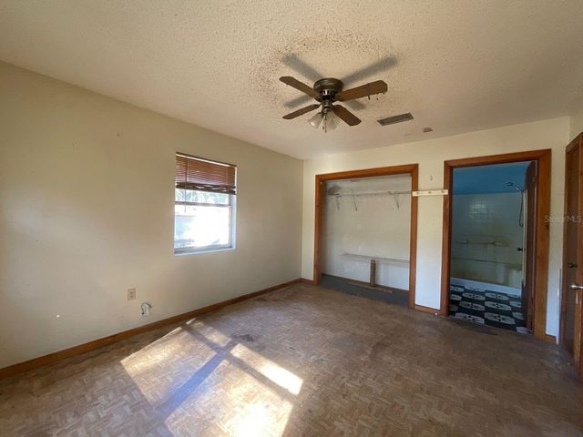 8233 NE HIGHWAY 353, Old Town, FL 32680