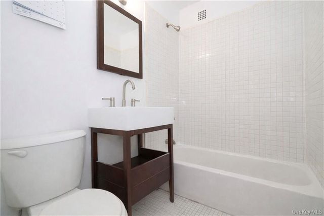 400 Cozine Avenue 9F, Brooklyn, NY 11207