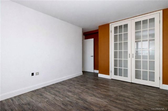 400 Cozine Avenue 9F, Brooklyn, NY 11207