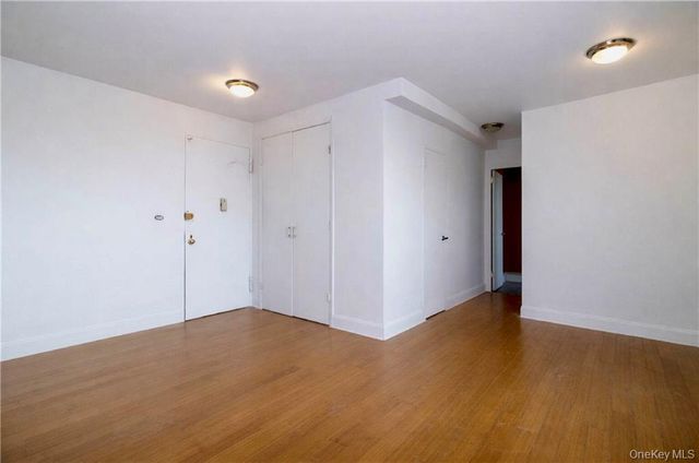 400 Cozine Avenue 9F, Brooklyn, NY 11207